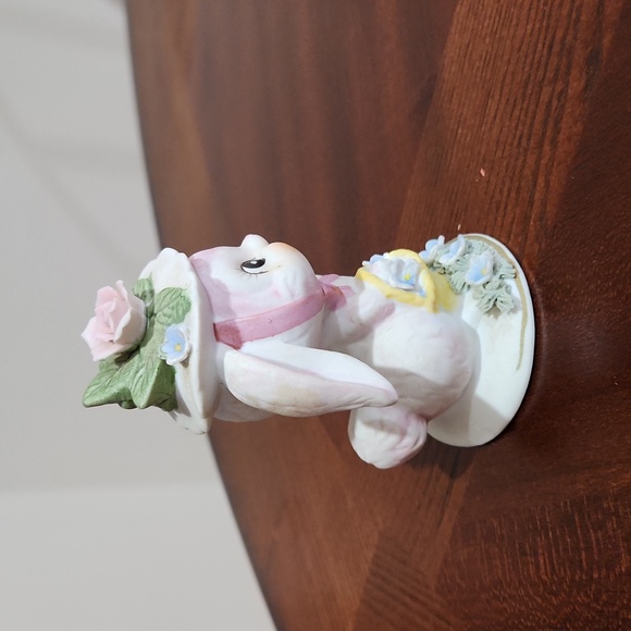 Vintage Easter Bunny Figurine - Picture 2 of 6